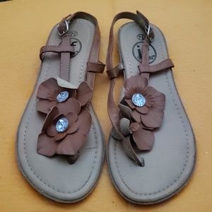 Flower sandals